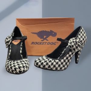 Rocket Dog Osaka Black and White Houndstooth Mary Jane Pumps